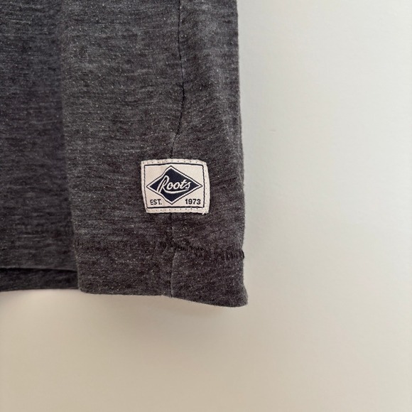 Vintage Roots Tee Women's Size XS Gray Logo Loungwear Relaxed Fit T-Shirt - Picture 5 of 10